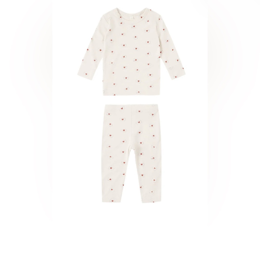 Quincy Mae bamboo heart or int Long-Sleeve Pajama Set